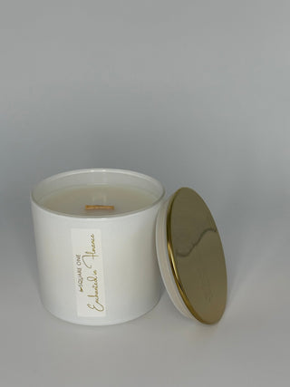 Enchanted in Florence – Vanilla Luxury Fragranced Candle 9oz - Love Square One