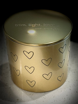 Enchanted in Florence – Heart Wrap - Vanilla Luxury Fragranced Candle, 9 oz