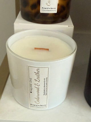 Cedarwood & Leather Candle – Sophisticated Scent with Leather & Wood