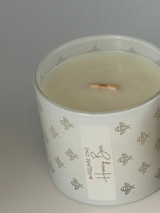 Honey Bee Candle, Warm Honey Citrus, 9 oz - Love Square One