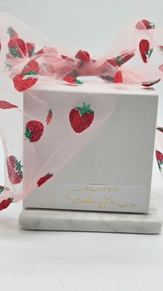 Strawberry Kiss Wax Melt PRE ORDER - Love Square One